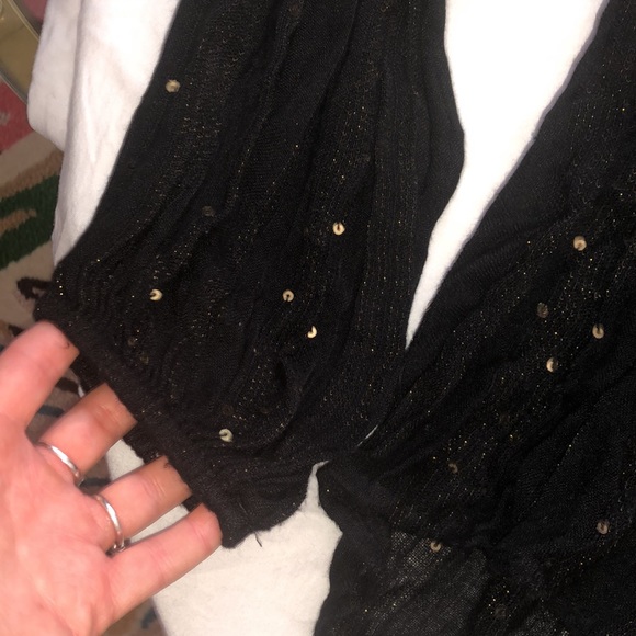 Country bohemian sequin floral embroidered tunic top - Picture 6 of 8